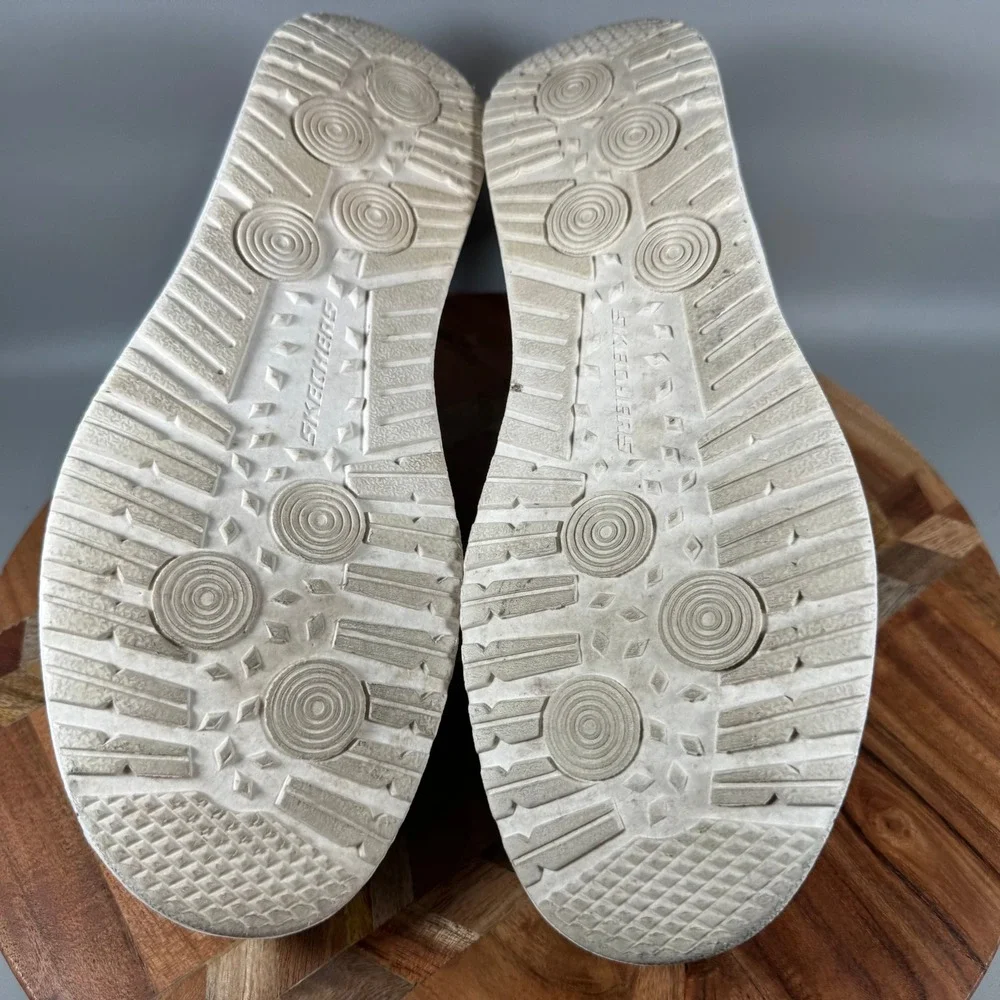 Skechers Mens Relaxed Fit 210101 Gray Moc Toe Slip On Loafers Size 9